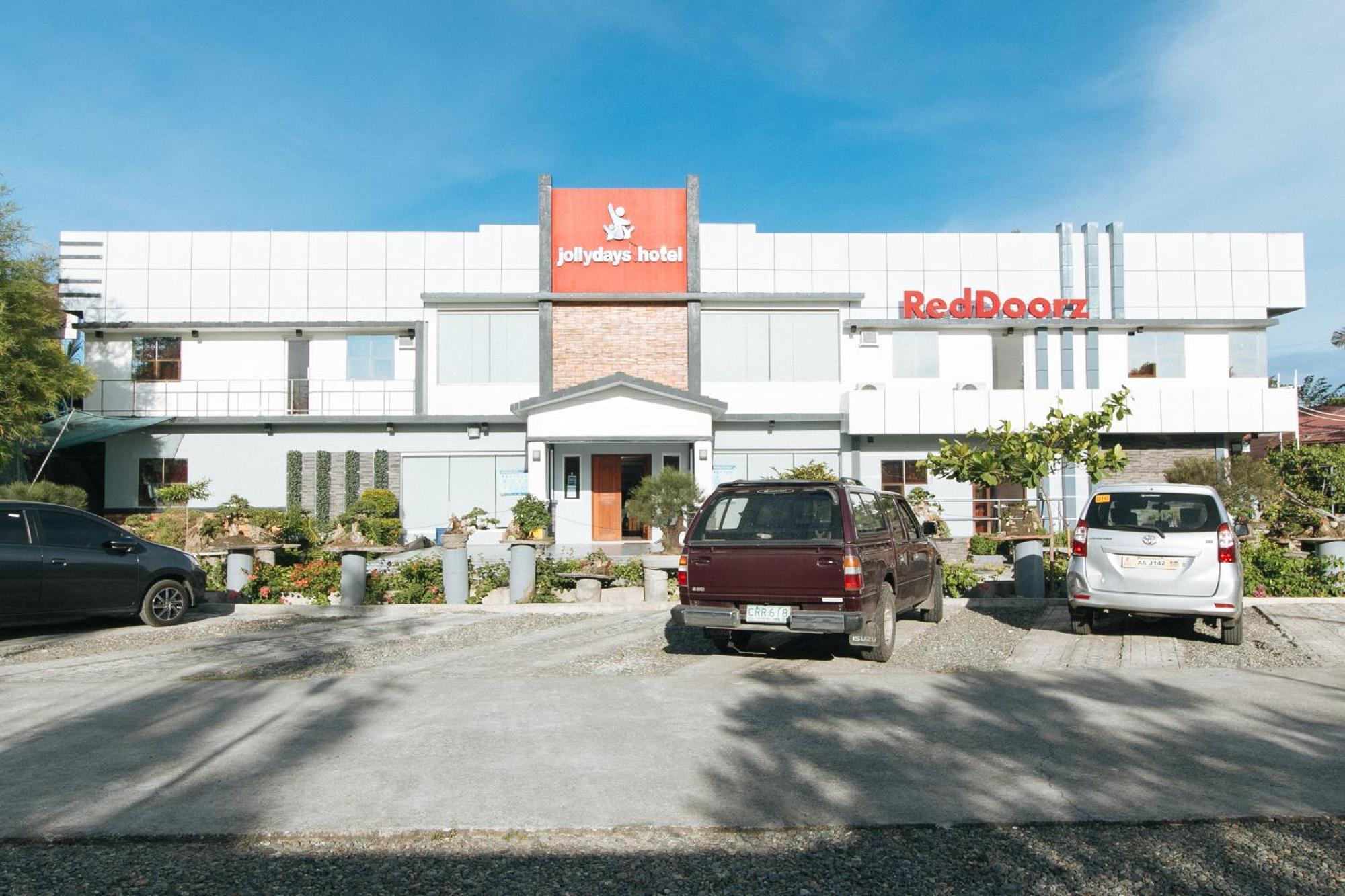 Reddoorz Plus @ Jollydays Hotel Nueva Ecija San Jose  Экстерьер фото